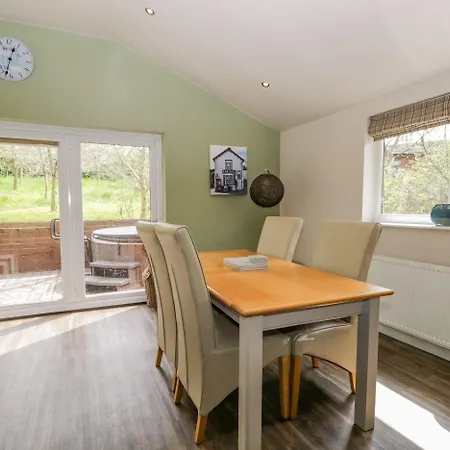 Cartmel Lodge Semesterbostad *