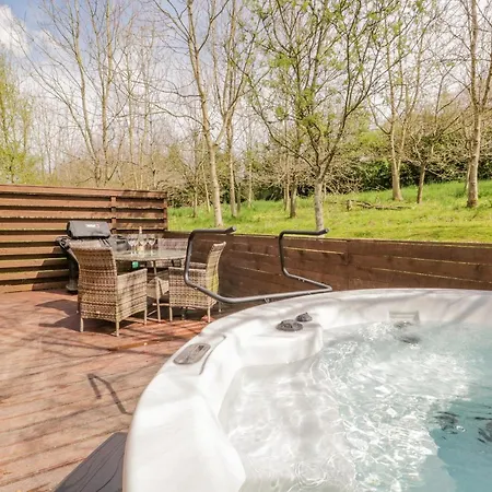 Cartmel Lodge Holiday home *