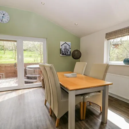 Cartmel Lodge Holiday home Cartmel